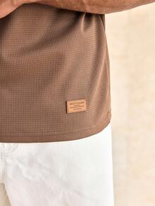 ESTAVOR Men's Casual Loose Polo Shirt, Half-Zip, Solid Brown, Standard Size, Summer - Brown - View 4