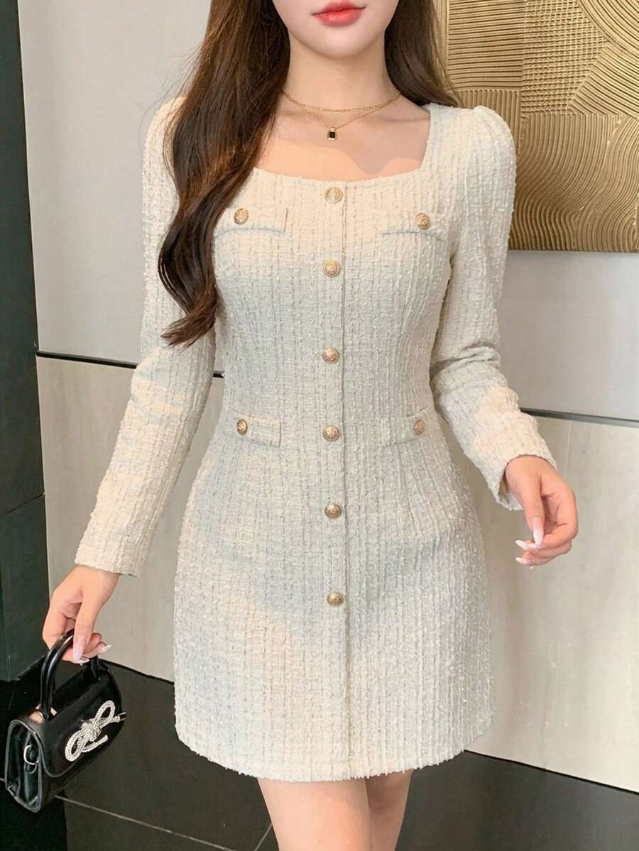 DAZY Vestido corto con cuello cuadrado y botones texturizados para mujer - Blanco - Ver 1