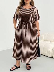 SHEIN CURVE+ 大尺碼女款休閒洋裝、短袖洋裝、條紋洋裝、女士夏季套裝、畢業洋裝、戶外穿著 - 彩色 - 查看 5