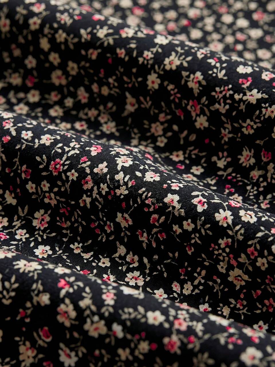 Black Vintage Floral Printed Woven Mini Dress,Short Puff Sleeves High Neck Dress With Front Keyhole Summer Holiday Elegant Dress