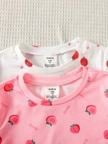 SHEIN Piyama Musim Panas Anak Perempuan Lucu Motif Kartun Stroberi, Kerah Bulat Berkerut, Lengan Pendek, Bahan Rajut, Nyaman dan Ramah Kulit, 4 Potong Pas Badan - Berwarna merah muda - View 3