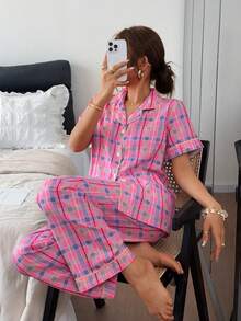 Napfluff Conjunto de pijama para mujer con estampado de cuadros rosas y pequeños corazones, solapa y manga corta, pantalones largos - Rosa - Ver 5