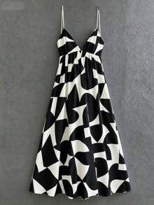 Cévolie Petite Gaun Cami Wanita Tanpa Punggung dengan Motif Geometris Warna Kontras, Leher Bentuk Hati, Pinggang Tinggi - Blue and White - View 4