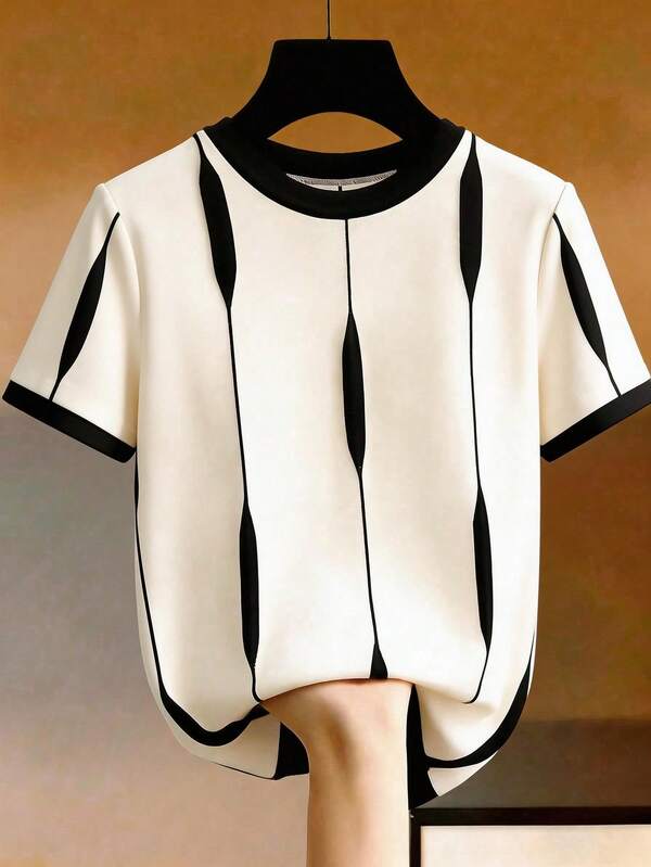 SHEIN CURVE+ 女款休閒拼色圓領短袖T恤，夏季風格