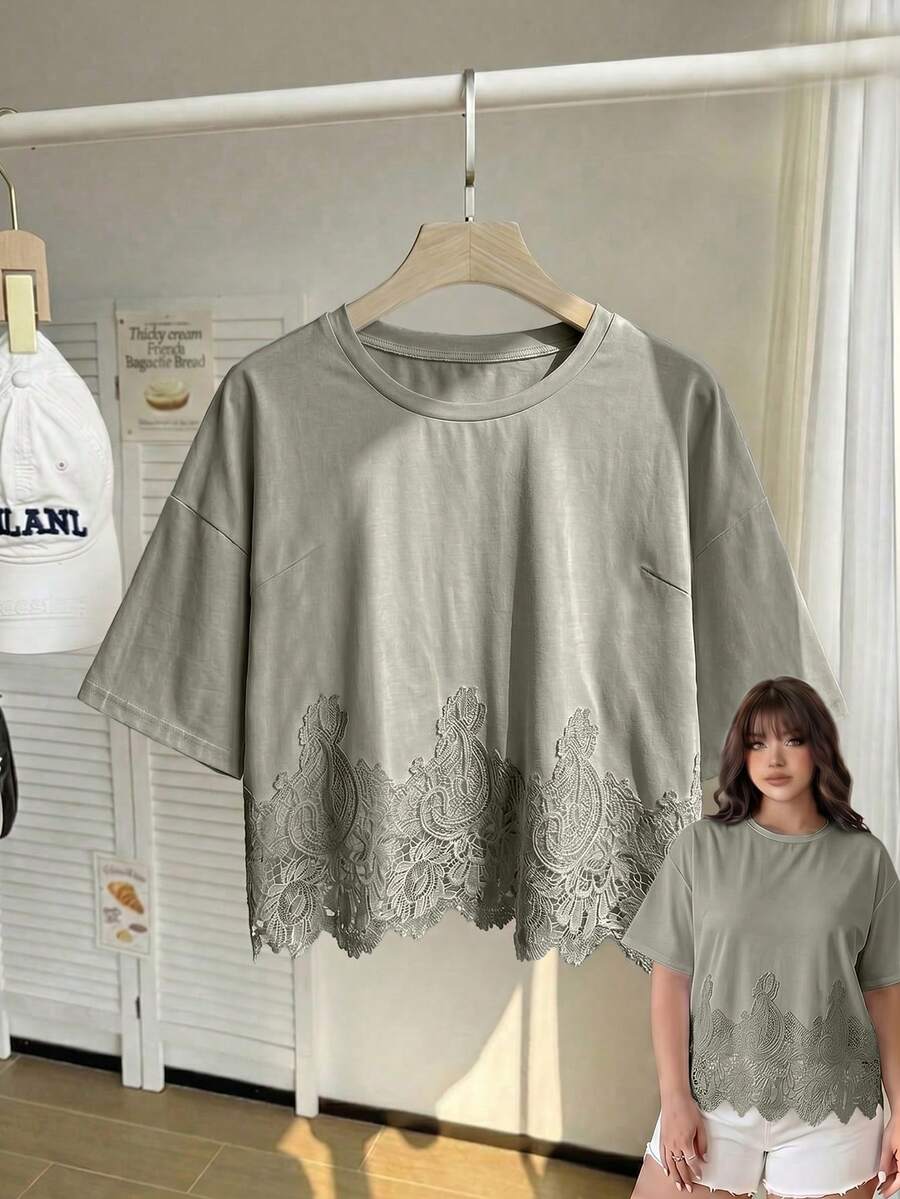 GalTyme Kaos Lengan Pendek Ukuran Besar Motif Salju Musim Semi - Olive Green - View 1