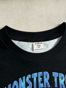 SHEIN 男童 T-Shirt 套裝 2 件組，夏季時尚街頭酷感卡通汽車塗鴉英文漸層滿版印花短袖 T-Shirt，搭配時尚鬆緊腰漸層印花短褲，腰部抽繩裝飾，柔軟彈性面料，寬鬆版型，春夏時尚休閒舒適 - 彩色 - 查看 6