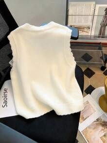 GlowEve CURVE Plus Size Elegant Cute Cherry V-Neck Sleeveless Button-Up Cardigan Vest Club Vacation White Summer - Beige - View 2