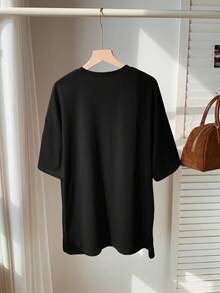SHEIN CURVE+ Curve Plus 压纹字母“Brooklyn”黑色加大码女款 T 恤 - 黑色 - 查看 6