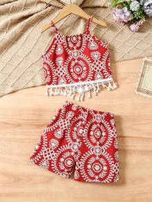 2pcs/Set Atasan Cami & Celana Pendek Bermotif untuk Anak Perempuan, Gaya Segar dengan Hemline Segitiga Unik dan Rumbai Putih Dinamis, Potongan Longgar untuk Kenyamanan dan Kebebasan Bergerak - Merah - View 2
