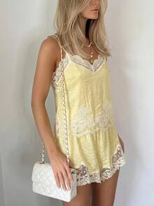 Serisse Women's 2 Pieces Solid Color Lace Trim Camisole And Shorts Set - Yellow - View 3