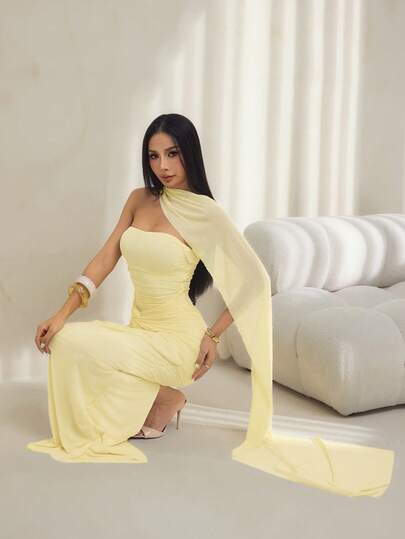 SHEIN PETITE VITNOS Autumn And Winter New High-End Elegant Cream Yellow Simple Chic Backless (Removable Sequins) Chest Ruffled Hem Mesh Transparent Fishtail Dress, Suitable For Date, Vacation, Party, Wedding, Bridesmaid Events, Evening Dress