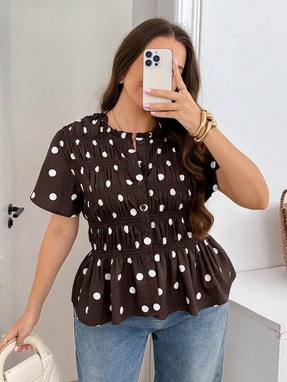 SHEIN LUNE Áo sơ mi nữ size lớn họa tiết chấm bi tay ngắn xếp ly phong cách thường ngày