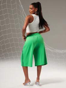 NYA SZN Short Elastic Wasitband Knee Length Asymmetrical Baggy Loose Oversized Athletic Sporty Gym Striped Green Outfits For Women - Green - View 6