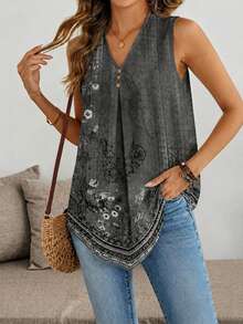 EMERY ROSE Plus Size V-Neck Sleeveless Blouse Suitable For Summer - Multicolor - View 1