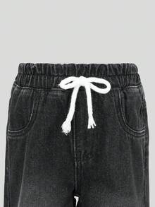 SHEIN 女童牛仔長褲，四季皆宜，簡約休閒風，黑色水洗牛仔，寬鬆大腿版型搭配鬆緊腰設計，舒適且穿脫方便，適合學校、戶外玩耍、暑假、家庭活動、派對與聚會 - 黑色 - 查看 7