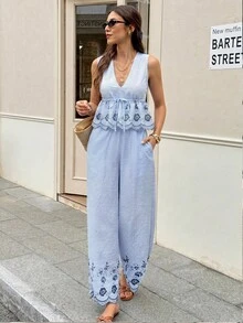 SHEIN Frenchy 女款V領花卉印花百褶上衣與長褲休閒日常兩件套 - 藍色 - 查看 9