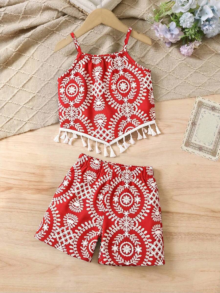 2pcs/Set Atasan Cami & Celana Pendek Bermotif untuk Anak Perempuan, Gaya Segar dengan Hemline Segitiga Unik dan Rumbai Putih Dinamis, Potongan Longgar untuk Kenyamanan dan Kebebasan Bergerak - Merah - View 1