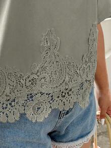 GalTyme Kaos Lengan Pendek Ukuran Besar Motif Salju Musim Semi - Olive Green - View 8