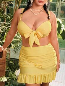 Swim Mod Conjunto de 3 peças para mulher plus size com sutiã com atacadores e franzido, cueca triangular, capa com bainha com folhos e saia - Amarelo - Ver 6