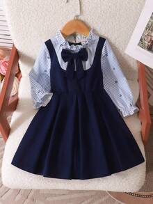 Elladie kids 少女可愛學院風 2 件套洋裝，荷葉邊條紋長袖上衣搭配海軍藍大蝴蝶結裝飾百褶吊帶裙，甜美日常校園穿搭 - 藍色 - 查看 4