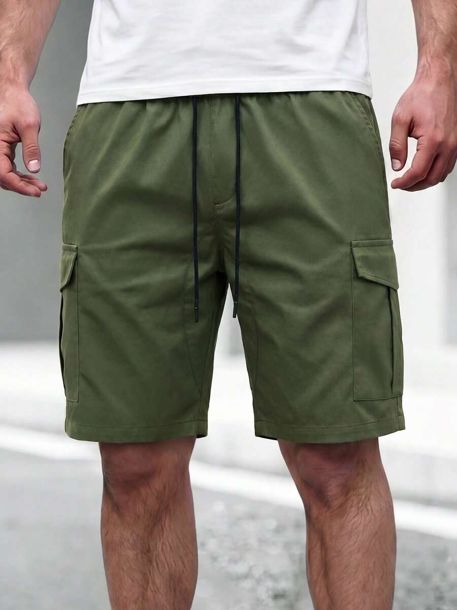 Manfinity CasualCool 男士素色抽繩腰時尚休閒短褲 - 軍綠色 - 查看 1