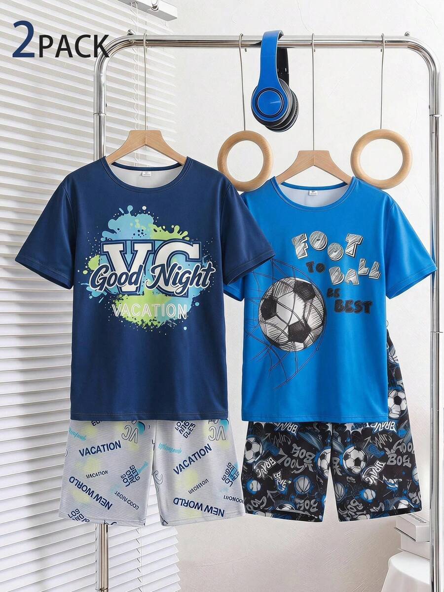 SHEIN 男士新款極簡時尚字母定位噴墨印花短袖上衣與滿版字母印花極簡短褲 2 件組居家休閒套裝 - 彩色 - 查看 1
