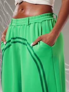 NYA SZN Short Elastic Wasitband Knee Length Asymmetrical Baggy Loose Oversized Athletic Sporty Gym Striped Green Outfits For Women - Green - View 5