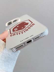 HARRY POTTER X SHEIN Harry Potter Gryffindor 六角形獅子頭徽章 G 字星元素銀色防震防摔手機殼，保護套適用於 iPhone 13/14/15/15Pro/16/16Pro/17Pro，熱銷流行時尚款 - 彩色 - 查看 9