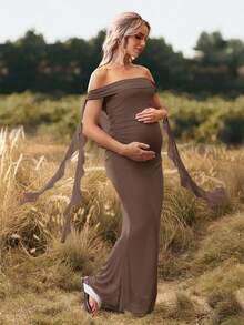 Cheriluna Maternity 纯色露肩露背孕妇长裙，适合圣诞派对、优雅派对、迎婴派对等场合。 - 棕色 - 查看 5