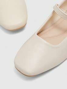 CUCCOO BIZCHIC Solid Color Fashionable Comfortable Casual Flat Shoes, Suitable For Daily Commute Spring Shoes - Beige - View 9