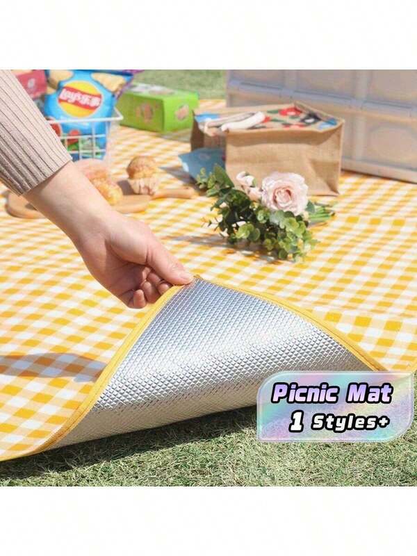 1Pc Foldable Outdoor Picnic Mat, Waterproof Aluminum Foil Camping Blanket, Lightweight Durable Non-Woven Fabric Plaid Beach Mat, Essential For Camping, Beach, Spring Outings & Outdoor Parties