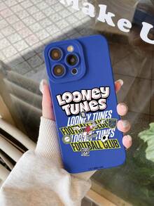 LOONEY TUNES X SHEIN 1件 Looney Tunes Bugs Bunny Football Club 深藍色磨砂手機殼，疊層 Bugs Bunny 足球圖案、「FOOTBALL CLUB」字樣與經典「LOONEY TUNES」Logo，全包防震保護，適合卡通愛好者與 Looney Tunes 粉絲，相容 iPhone 與 Galaxy 手機殼，手機配件，快速出貨 - 藍色 - 查看 6
