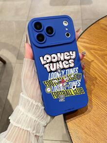 LOONEY TUNES X SHEIN 1件 Looney Tunes Bugs Bunny Football Club 深藍色磨砂手機殼，疊層 Bugs Bunny 足球圖案、「FOOTBALL CLUB」字樣與經典「LOONEY TUNES」Logo，全包防震保護，適合卡通愛好者與 Looney Tunes 粉絲，相容 iPhone 與 Galaxy 手機殼，手機配件，快速出貨 - 藍色 - 查看 7