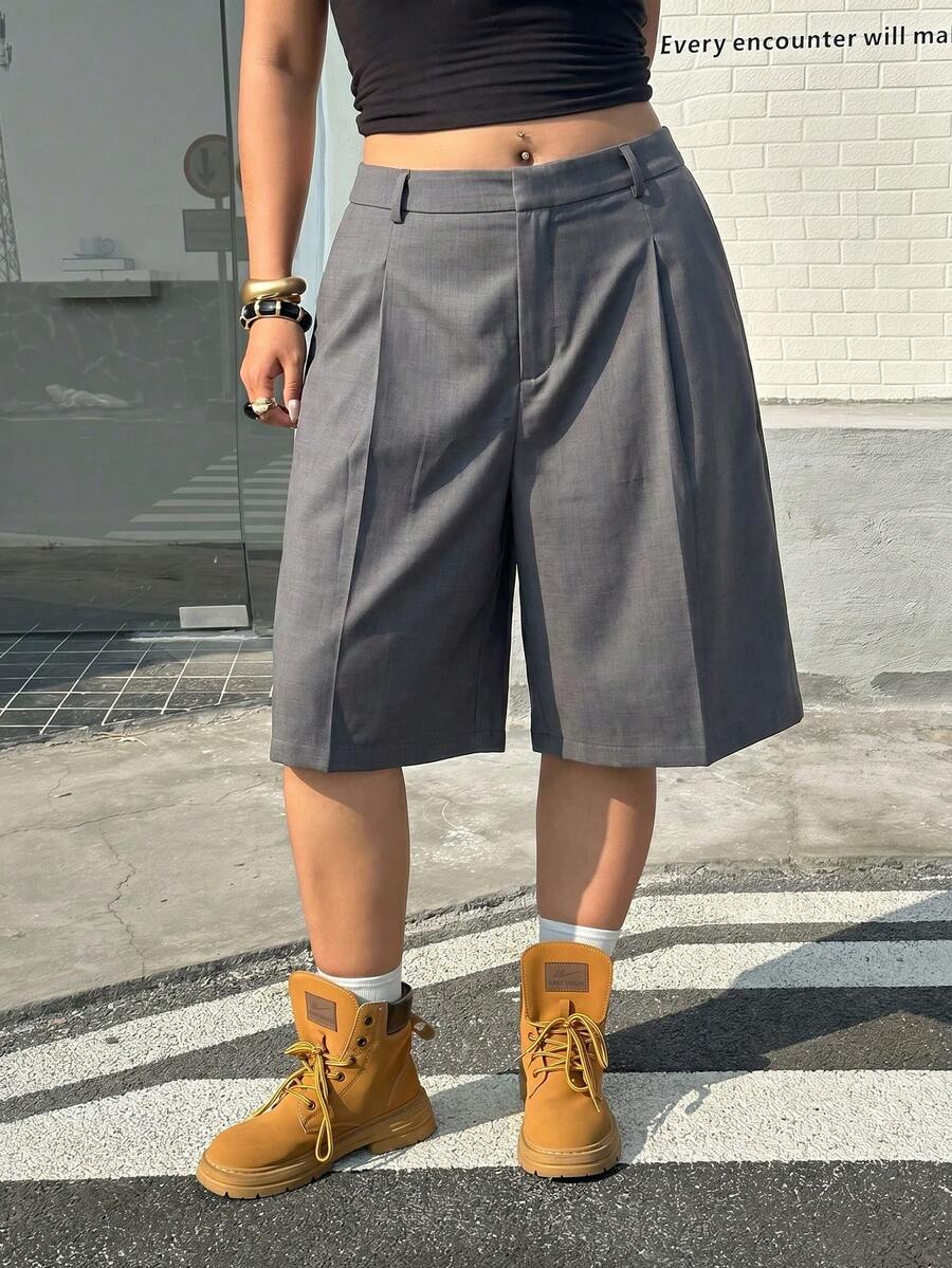 Muchica Plus Size Women's Solid Color Casual Versatile Daily Outing Shorts - Dark Grey - View 1