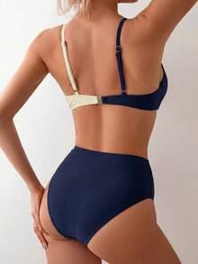 SHEIN Swim 女款度假海灘交叉褶皺拼接細肩帶上衣與三角比基尼泳褲泳衣套裝 - 藏蓝色 - 查看 2