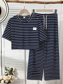 SHEIN 2件組青少年女孩時尚條紋套裝，短袖圓領寬鬆T恤搭配條紋針織寬腿長褲，適合派對、度假、校園、日常休閒穿著，春/夏/秋季 - 藏蓝色 - 查看 4