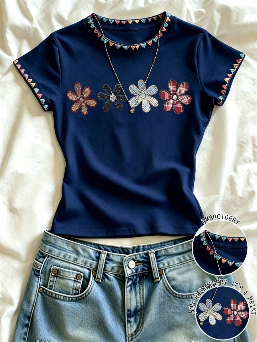 Resyla Camiseta corta de mujer con bordado y patchwork floral - Azul Marino - Ver 1