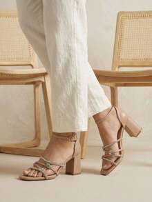 Elegantes sandalias  de tacón con detalle de lazo, puntera cuadrada y tira al tobillo para mujer. - Maquillaje - Ver 2