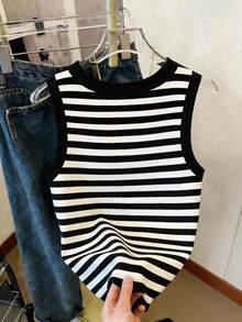 Resyla Women's Regular Tank Top For Summer Outings, Manfu Black And White Striped Letter Print Pattern Top, Everyday Student Streetwear Style Back-To-School - Multicolor - View 2