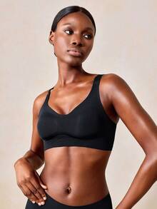 Veilyse Affordable Plus Size Seamless Backless Wireless Adjustable Strap Sports Bra, Thin - Black - View 7