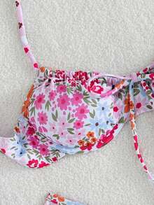 SHEIN Swim 田園清新風女款兩件式比基尼套裝，粉色與橘色碎花，細肩帶，鋼圈上衣配蝴蝶結前襟與後綁帶，高腰三角褲，適合夏季度假、海島、露營，小眾吸睛，溫柔青春，泳池、海灘、度假，鮮豔亮眼，適合拍照 - 彩色 - 查看 7