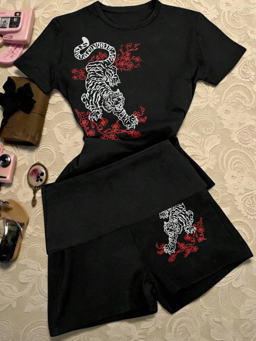 IslaSuriya Y2K舒適彩色虎紋與花卉圖案2件套,圓領休閒上衣與休閒修身下裝,適合日常聚會 - 黑色 - 查看 1
