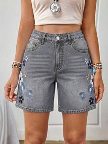 EMERY ROSE Women's Floral Embroidered Pocket Casual Versatile Denim Shorts - Grey - View 6