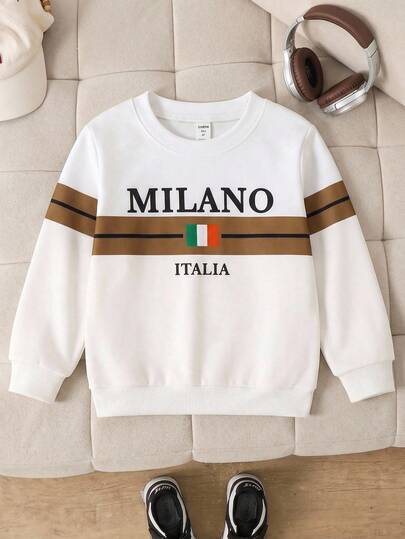SHEIN Genkimix Kids 1pc Young Boy Casual Sports College Street Style Cute Cool Dinosaur Print Colorblock Sweatshirt, Suitable For Daily Wear, School, Travel, Sports, Spring And Summer, Providing Multiple Matching Options For Boys, Increasing Clothing Combination Diversity. The Overall Design Is Simple And Elegant, Comfortable And Fashionable. Boys Wearing This T-Shirt Will Feel Comfortable And Show A Casual Fashionable Image. This Children's Clothing Combination Will Become A Practical And Fashionable Choice In Boys' Wardrobes