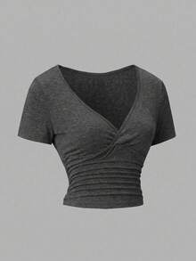 EMERY ROSE Women's Summer Solid Color Overlapping V-Neck Short Sleeve Fitted Casual Holiday Cropped T-Shirt - Dark Grey - View 4