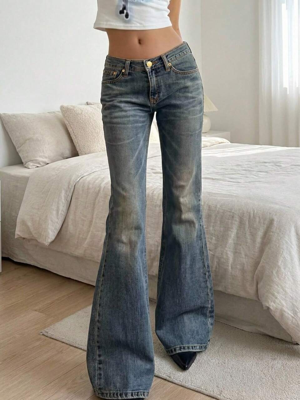 Women's Washed Vintage Korean Style Loose Flare Jeans Petite