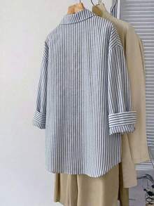 SHEIN LUNE 大尺碼女款條紋馬術印花單排扣休閒百搭日常出遊襯衫 - 藍色 - 查看 2