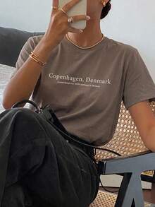 DAZY Kvinnor Letter Grafisk rundhalsad kortärmad T-shirt, moderiktig för sommaren - Grå - Visa 9
