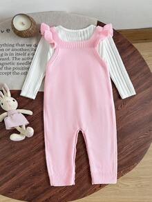 SHEIN LMoss Kids 女嬰荷葉邊連身褲，連身褲，時尚甜美套裝，女嬰針織連身褲，女嬰針織套裝，粉色女嬰連身褲，女嬰毛衣連身褲，女嬰吊帶褲，秋季女嬰服飾，冬季女嬰服飾，秋季服飾，冬季服飾，女嬰秋季毛衣套裝，女嬰冬季連身褲，女嬰毛衣套裝，粉色女嬰針織連身褲，吊帶領口，可愛荷葉邊細節，適合秋季穿著，3D花卉 - 粉色 - 查看 2