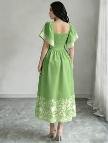 Turtle Leaf, Coconut Tree, Scattered Leaf And Small Flower Plant Silhouette, Square Neck Short Sleeve Dress With Ruffle Design At Hem, Summer Vacation Style - Multicolor 4 - View 8